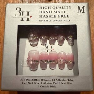 Reusable Luxury Press-On Nails - Pink Ombre with Rhinestones